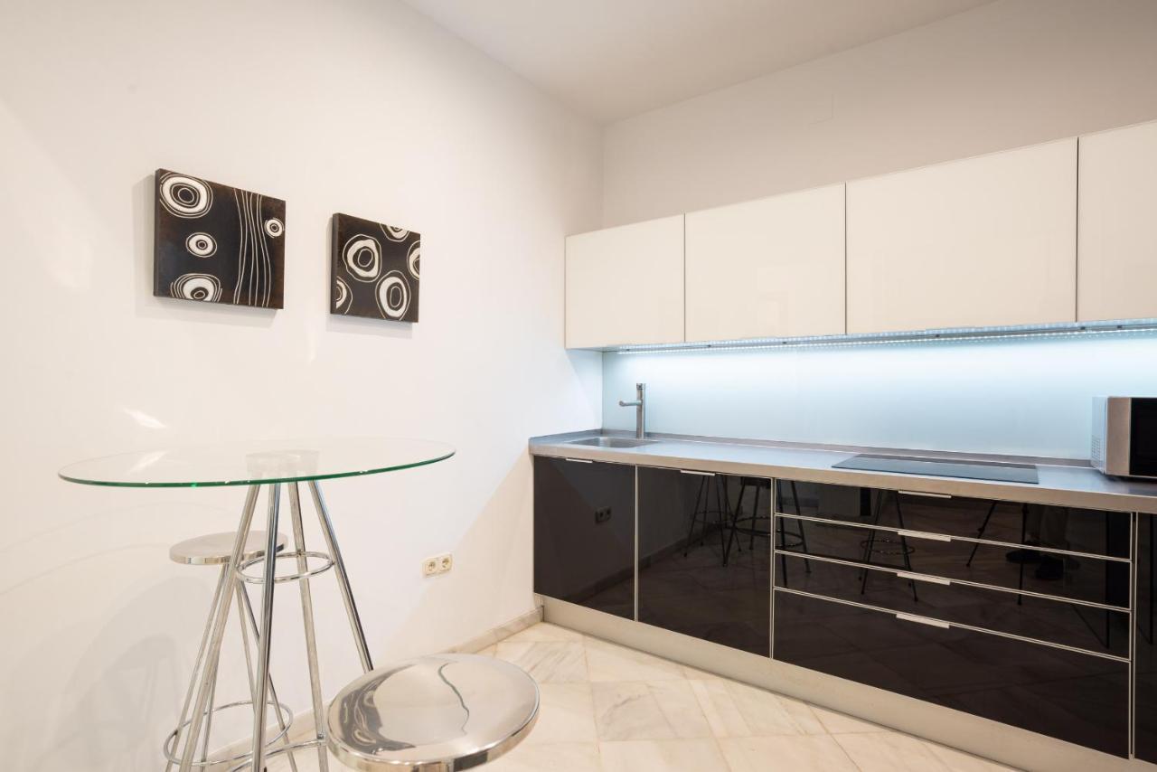 Urbe10 Cister 1 Bedroom Apartment Málaga Exterior foto